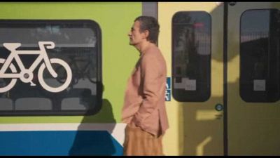 In anteprima video Azzurro, cover di Riki Cellini del brano di Celentano