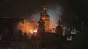 Missili su Kiev, in fiamme la cattedrale della Dormizione, simbolo dell'Ucraina