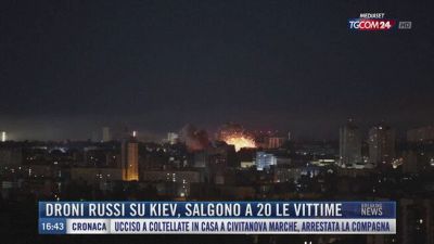 Breaking News delle 17.00 | Droni russi su Kiev, salgono a 20 le vittime