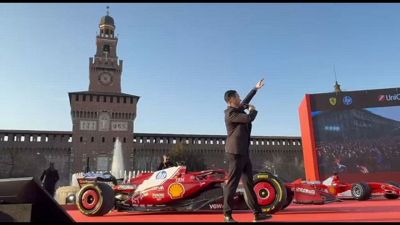 A Milano l'evento show Ferrari con Hamilton e Leclerc