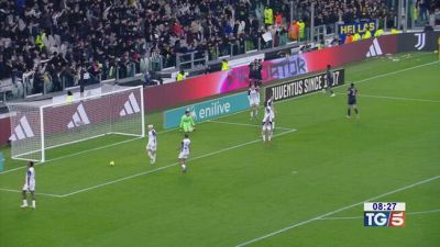 La Juve batte il Verona e sale al quarto posto