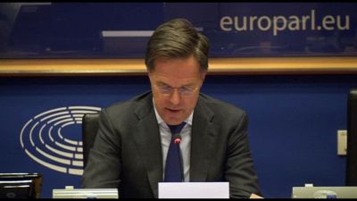 Rutte: "Ucraina non abbastanza forte per colloqui di pace ora"