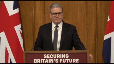 Gb, Starmer: "Rischiamo di diventare un'isola di stranieri"