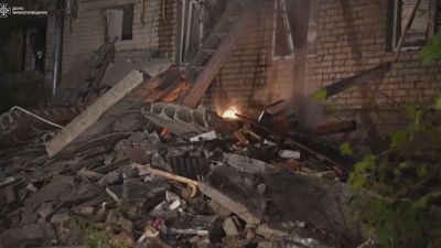 Bombe, vittime e feriti in Ucraina, l'appello di Zelensky