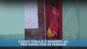 Casco giallo e numero 44 per Hamilton
