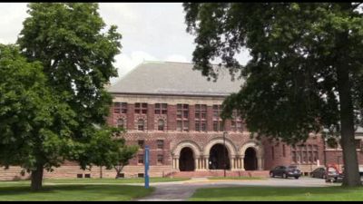 Usa, tribunale sospende divieto Trump a studenti stranieri ad Harvard