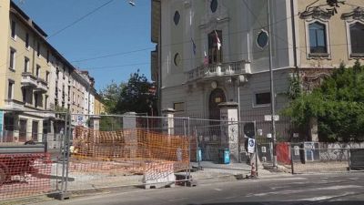 Qualità della vita? A Milano piazze tattiche per vandali e bivacchi