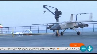 L'Iran presenta la sua prima nave vettore di droni