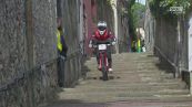 Lo spettacolo dell'urban downhill infiamma Genova