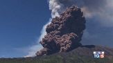 Il terribile spettacolo dell'Etna in eruzione