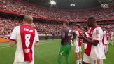 Delusione Ajax: Weghorst se la prende con una telecamera