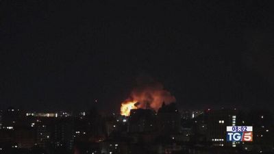 Notte di bombe volenterosi con Kiev