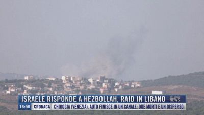 Breaking News delle 17.00 | Israele risponde a Hezbollah, raid in Libano
