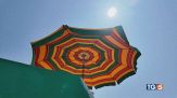 Spiagge meno affollate per il caro-ombrellone