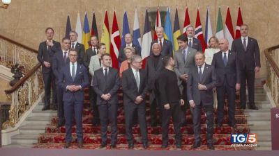"Sostegno a Zelensky serve una pace giusta"