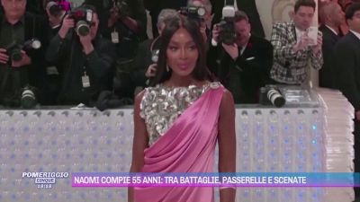 Naomi compie 55 anni: tra battaglie, passerelle e scenate