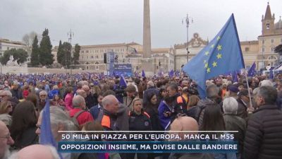 50 mila in piazza per l'Europa, manca il M5S