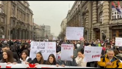 A Belgrado studenti in piazza dopo la strage di Novi Sad