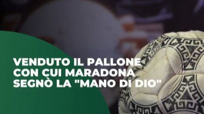 Venduto il pallone con cui Maradona segnò la "Mano di Dio"