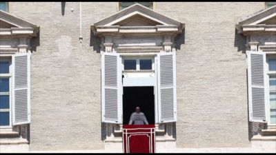 Ucraina, il Papa: "le chiese non si toccano"