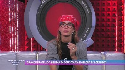 "Grande Fratello", Helena in difficoltà: è gelosa di Lorenzo?