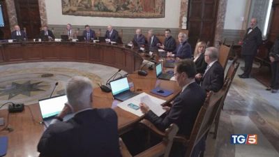 Cdm proclama 5 giorni di lutto nazionale
