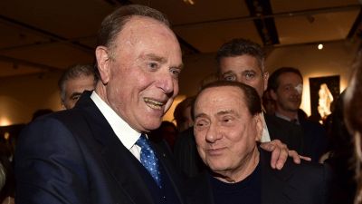 Ennio Doris: C'è anche domani Quando Ennio Doris e Silvio Berlusconi salvarono migliaia di risparmiatori