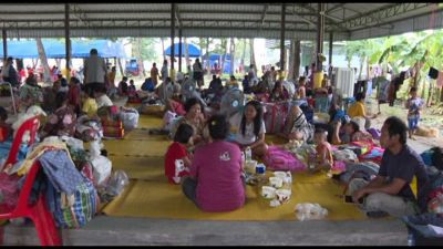Thailandia-Cambogia, civili si rifugiano nei templi