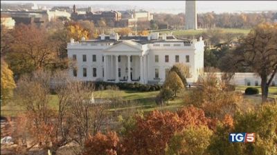 Stasera i dazi di Trump, l'allarme dei mercati