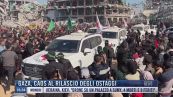 Breaking News delle 16.00 | Gaza, caos al rilascio degli ostaggi