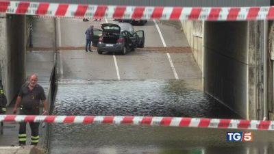 La furia del maltempo muore nel sottopasso