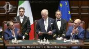 Re Carlo interrotto in anticipo alla Camera: "Non ho finito..."