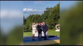 G7, tutta la playlist di Macron per i leader: da Tom Petty a Felicità