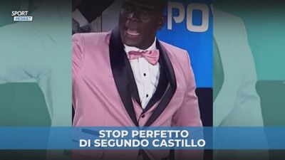 Segundo Castillo elegante non solo nel look, ma anche nello stop