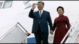 L'arrivo di Xi Jinping con la consorte a Parigi
