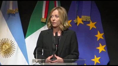 Meloni a comunità italiana a Buenos Aires: "Italia patria del cuore"