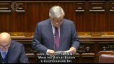 Iran, Tajani: "Italiani che hanno lasciato aree a rischio già 10.000"
