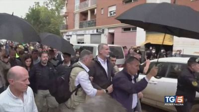 E' rabbia a Valencia Fango contro il re!