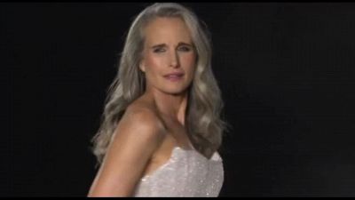 A Parigi sfilano le star, da Jane Fonda a Andie MacDowell