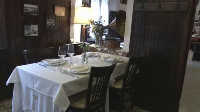 Disdette, tavoli vuoti, incassi persi e i ristoratori corrono ai ripari
