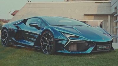 Lamborghini Revuelto Opera Unica: ispirata al mare della Sardegna