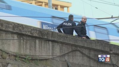 Accoltellò poliziotto condannato a 12 anni