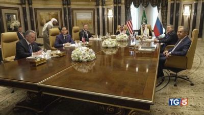 Ucraina, a Riad vertice Usa-Russia