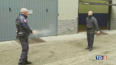 La pistola "sparalacci" blocca ma non ferisce