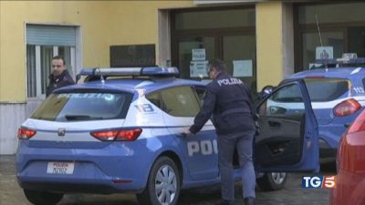 "Drogata e violentata dopo incontro su app"