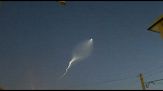 Un missile attraversa il cielo di Teheran