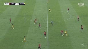 Dal Giappone il formidabile gol da oltre 40 metri