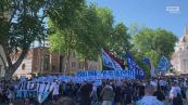 Le proteste dei tifosi laziali: dura contestazione nei confronti degli arbitri