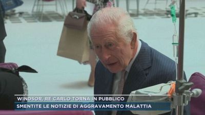 Windsor, re Carlo torna in pubblico
