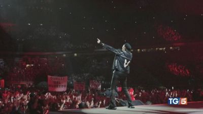 E dopo il Tg5 e Striscia col Kom Vasco Rossi